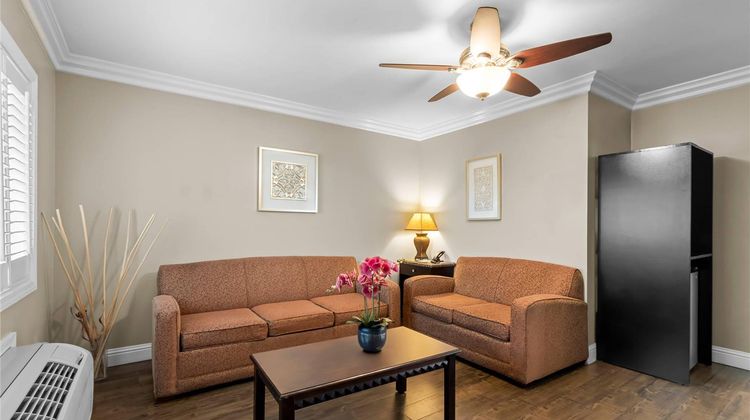 Quality Inn & Suites Santa Maria Suite