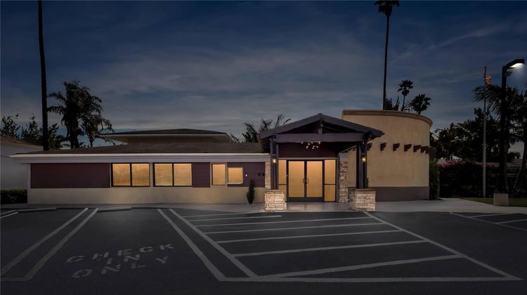 Quality Inn & Suites Santa Maria Exterior