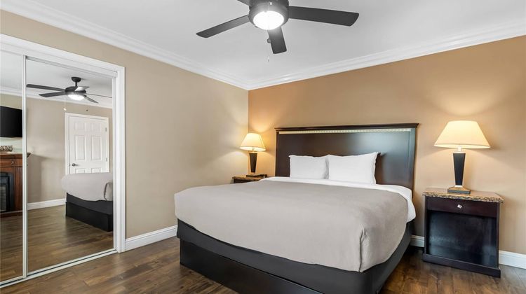 Quality Inn & Suites Santa Maria Suite