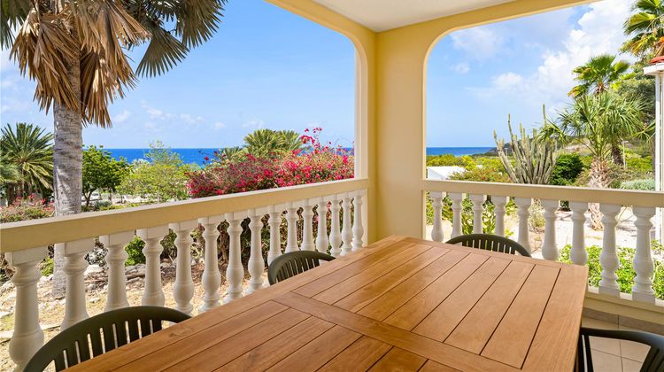 Livingstone Jan Thiel Resort Suite
