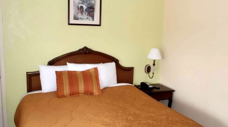 <b>America's Best Inn Lakeland Room</b>. Images powered by <a href="https://iceportal.shijigroup.com/" title="IcePortal" target="_blank">IcePortal</a>.