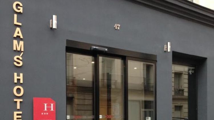 Glam's Hotel Exterior