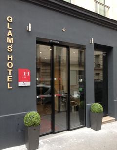 Glam's Hotel