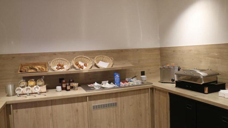<b>Hotel Abalys Restaurant</b>. Images powered by <a href="https://iceportal.shijigroup.com/" title="IcePortal" target="_blank">IcePortal</a>.