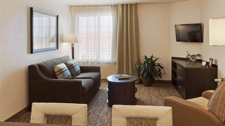 MainStay Suites Detroit Southfield Suite