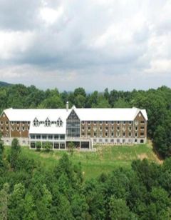 Amicalola Falls State Park & Lodge