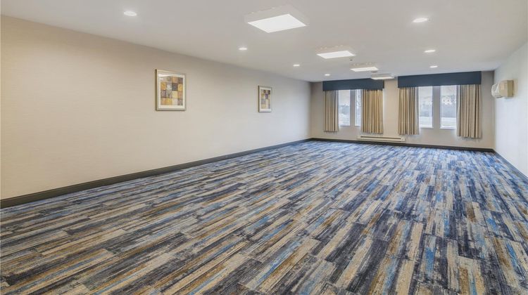Syracuse Grand Spa