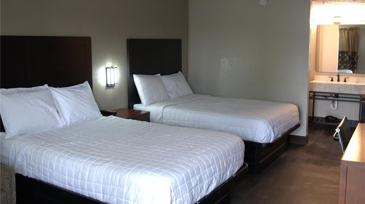SureStay by Best Western Atlanta North Room