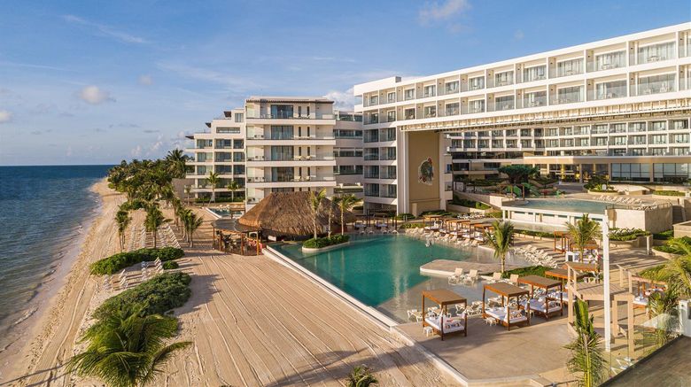 <b>Sensira Resort & Spa Exterior</b>. Images powered by <a href="https://iceportal.shijigroup.com/" title="IcePortal" target="_blank">IcePortal</a>.