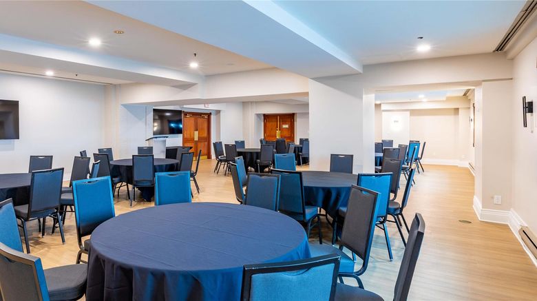 <b>Saint John Harbourfront Hotel Meeting</b>. Images powered by <a href="https://iceportal.shijigroup.com/" title="IcePortal" target="_blank">IcePortal</a>.