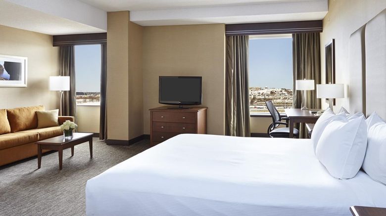 <b>Saint John Harbourfront Hotel Room</b>. Images powered by <a href="https://iceportal.shijigroup.com/" title="IcePortal" target="_blank">IcePortal</a>.