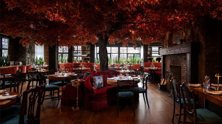 English Inn Restaurant