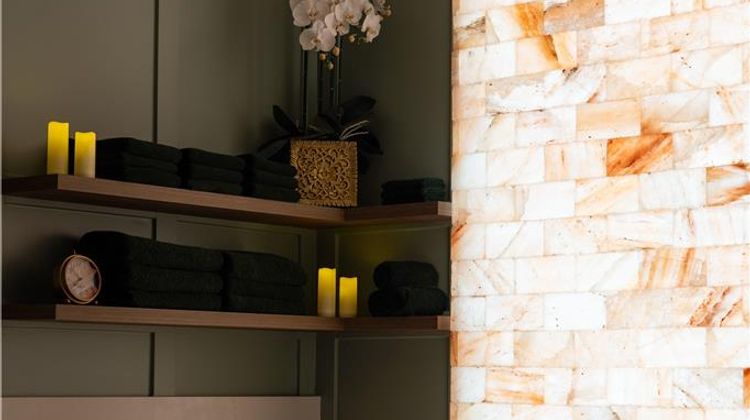 English Inn Spa