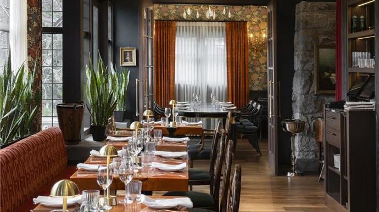 English Inn Restaurant