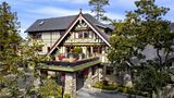 English Inn Exterior