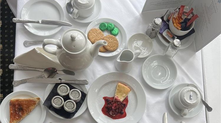 Grovefield Hotel Restaurant