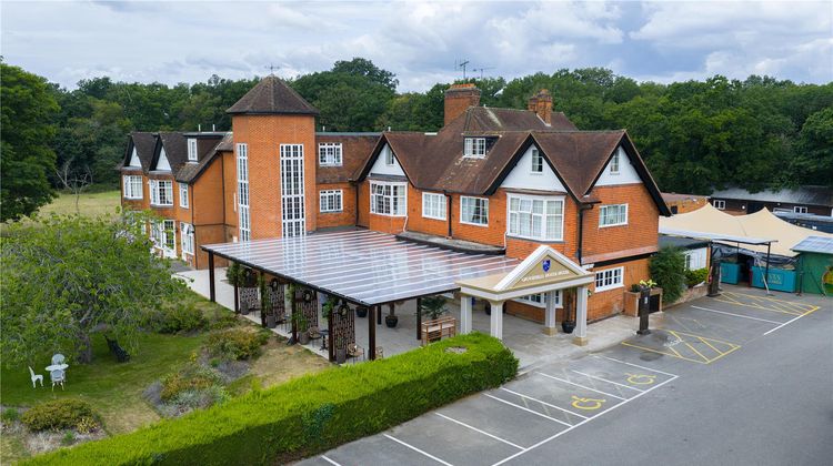 Grovefield Hotel Exterior
