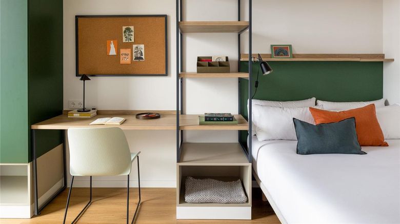 <b>Kora Green City Suite</b>. Images powered by <a href="https://iceportal.shijigroup.com/" title="IcePortal" target="_blank">IcePortal</a>.