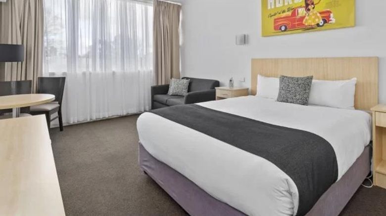 <b>The Capital Horsham Room</b>. Images powered by <a href="https://iceportal.shijigroup.com/" title="IcePortal" target="_blank">IcePortal</a>.