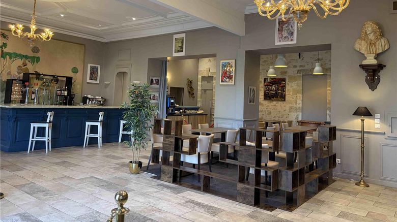 <b>Le Grand Hotel Moliere Lobby</b>. Images powered by <a href="https://iceportal.shijigroup.com/" title="IcePortal" target="_blank">IcePortal</a>.