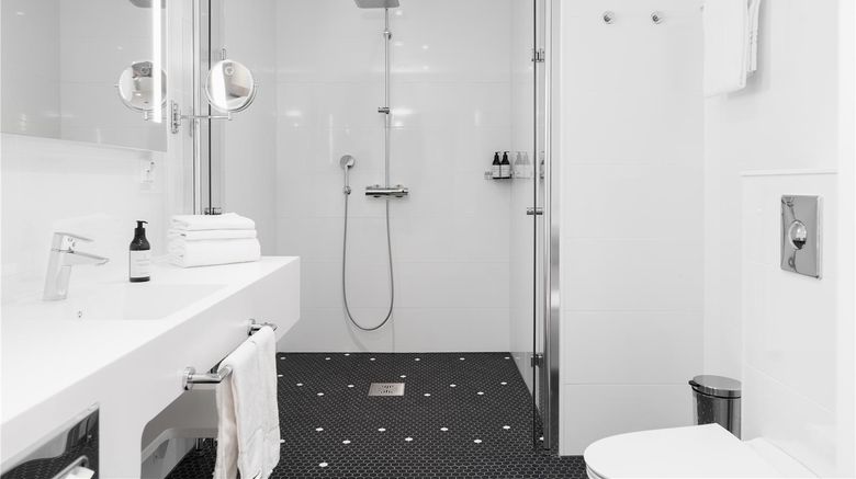 <b>Hotel Matts Room</b>. Images powered by <a href="https://iceportal.shijigroup.com/" title="IcePortal" target="_blank">IcePortal</a>.
