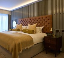 Guildford Harbour Hotel Room