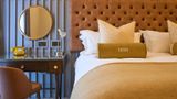 Guildford Harbour Hotel Room