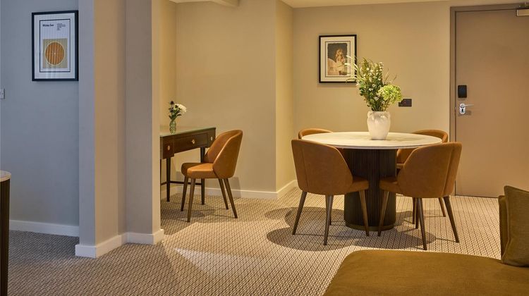 Guildford Harbour Hotel Suite