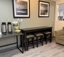 SureStay by Best Western Albuquerque Lobby