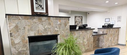 SureStay by Best Western Albuquerque Lobby