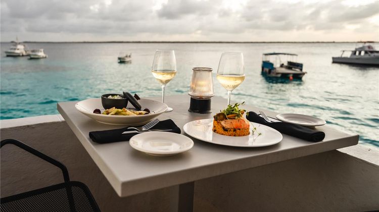Captain Don's Habitat Bonaire Restaurant