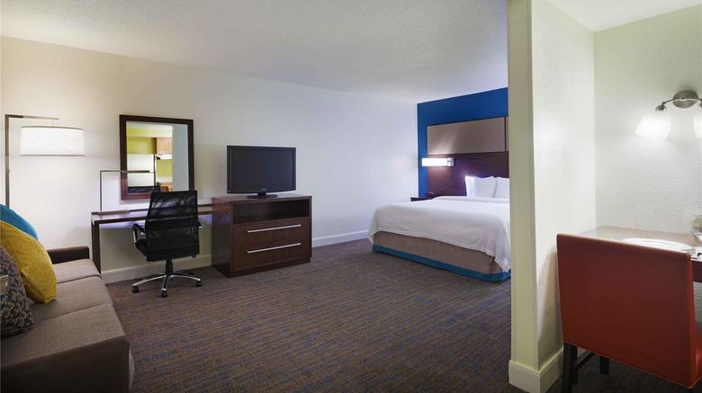 <b>Residence Inn Houston by The Galleria Room</b>. Images powered by <a href="https://iceportal.shijigroup.com/" title="IcePortal" target="_blank">IcePortal</a>.