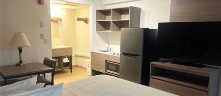 Ramada by Wyndham Sterling Room