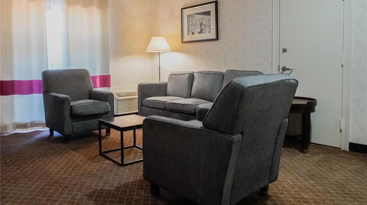 La Hacienda San Jose Silicon Valley Suite