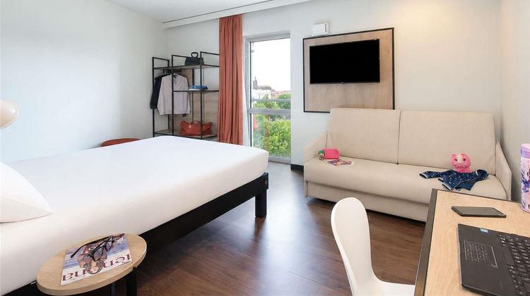 Ibis Clermont Ferrand Stade Room