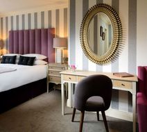 The Victoria House Hotel Room