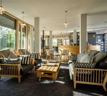 Bader Hotel Lobby