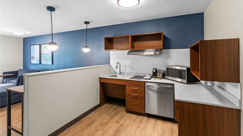 <b>Everhome Suites, Georgetown Suite</b>. Images powered by <a href="https://iceportal.shijigroup.com/" title="IcePortal" target="_blank">IcePortal</a>.