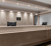 Royal Scot Hotel & Suites Lobby