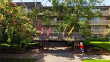 Royal Scot Hotel & Suites Exterior