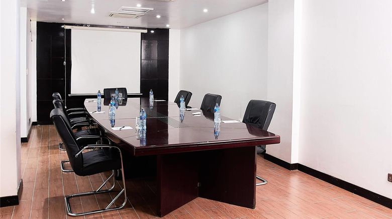 <b>Le Maison Royale Hotel Nairobi Meeting</b>. Images powered by <a href="https://iceportal.shijigroup.com/" title="IcePortal" target="_blank">IcePortal</a>.