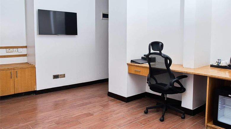 <b>Le Maison Royale Hotel Nairobi Suite</b>. Images powered by <a href="https://iceportal.shijigroup.com/" title="IcePortal" target="_blank">IcePortal</a>.