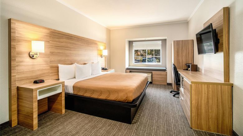 <b>Baymont by Wyndham Chandler I-10 Room</b>. Images powered by <a href="https://iceportal.shijigroup.com/" title="IcePortal" target="_blank">IcePortal</a>.
