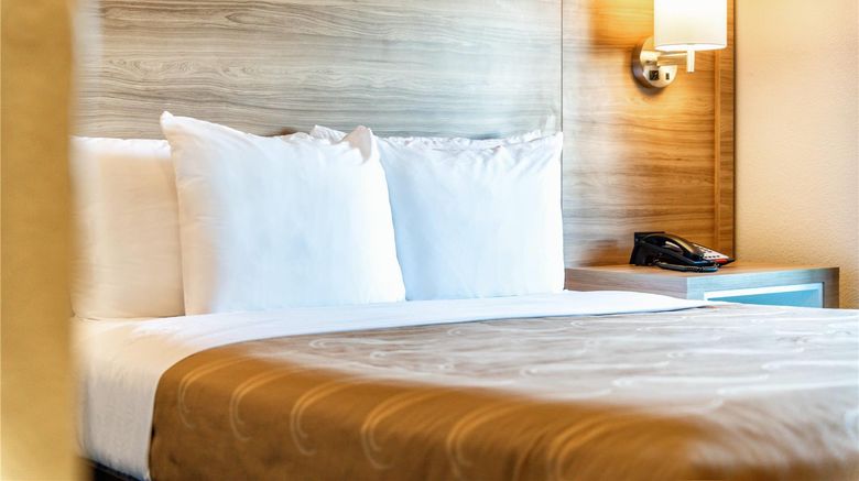 <b>Baymont by Wyndham Chandler I-10 Room</b>. Images powered by <a href="https://iceportal.shijigroup.com/" title="IcePortal" target="_blank">IcePortal</a>.