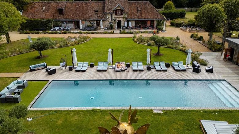 <b>Loire Valley Lodges Pool</b>. Images powered by <a href="https://iceportal.shijigroup.com/" title="IcePortal" target="_blank">IcePortal</a>.