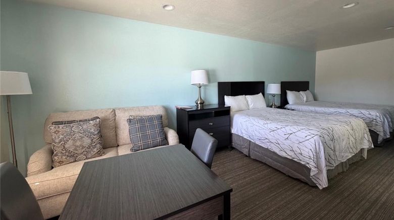 <b>SureStay by Best Western Yerington Room</b>. Images powered by <a href="https://iceportal.shijigroup.com/" title="IcePortal" target="_blank">IcePortal</a>.
