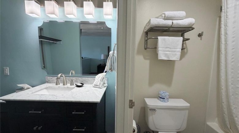 <b>SureStay by Best Western Yerington Room</b>. Images powered by <a href="https://iceportal.shijigroup.com/" title="IcePortal" target="_blank">IcePortal</a>.