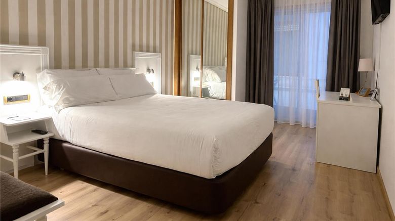 <b>Alfonso I Room</b>. Images powered by <a href="https://iceportal.shijigroup.com/" title="IcePortal" target="_blank">IcePortal</a>.