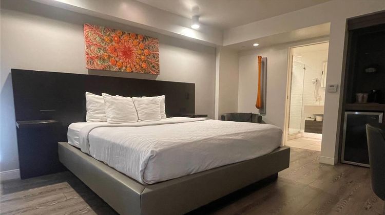 Howard Johnson Tempe University Phoenix Room