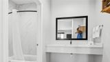 Americas Best Value Inn & Suites Tomball Room
